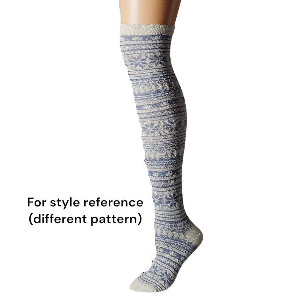 MUK LUKS Over the Knee Socks, Pale Blue & Ivory‎ Design NEW OSFM